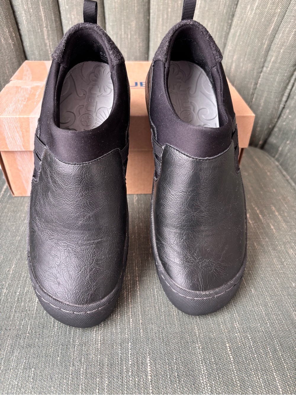 Women’s Slip-On Casual Shoes - Black